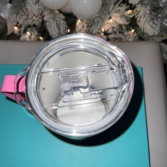 Hello Kitty tumbler with handle - Picture 4 of 4